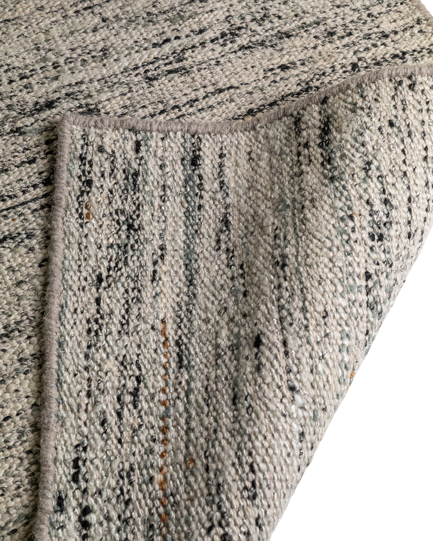 Textural Light – Rug Porter